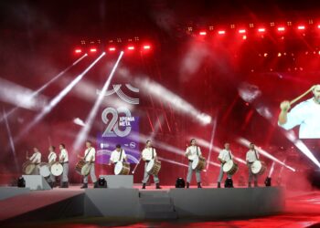 «Αθήνα 20 χρόνια μετά»: Σε εξέλιξη η μεγάλη γιορτή στο Καλλιμάρμαρο – Η ΕΟΕ βραβεύει τους Ολυμπιονίκες και την Εθνική του 2004