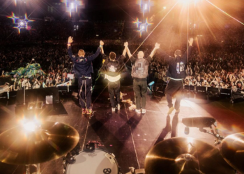 Oι Coldplay σπάνε το ρεκόρ της Τέιλορ Σουίφτ στο Γουέμπλεϊ – Θα δώσουν 10 συναυλίες