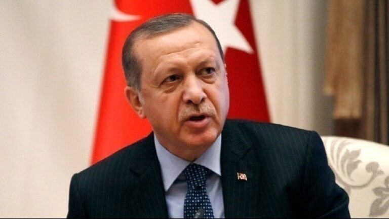 Ερντογάν: Η Τουρκία αγόρασε δύο νέα πλωτά γεωτρύπανα για έρευνες υδρογονανθράκων