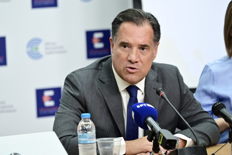 Αποκάλυψη Γεωργιάδη: Πρόστιμο 800.000 ευρώ σε γιατρό για υπερσυνταγογράφηση