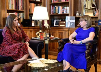 «Όχι» της Σακελλαροπούλου στο αίτημα Κωνσταντοπούλου: «Aπόρρητα τα πρακτικά του συμβουλίου αρχηγών, δεν δημοσιεύονται»