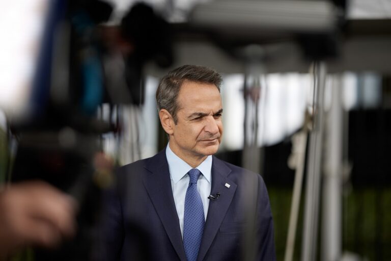 Το παρασκήνιο της σημερινής επίσκεψης Μητσοτάκη στο Άγιο Όρος