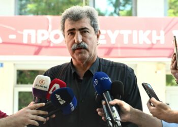 ΣΥΡΙΖΑ: Κατέθεσε υποψηφιότητα ο Πολάκης και ζητά «αντιπαράθεση θέσεων και προγραμμάτων»