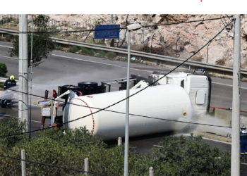 Αποκαταστάθηκε η κυκλοφορία των οχημάτων στη λεωφόρο Σχιστού