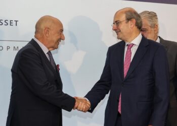 Iστορική συμφωνία – Στον όμιλο Grimaldi το λιμάνι του Ηρακλείου