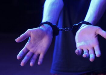 Κρατούμενος απέδρασε από το ΑΤ Ομόνοιας