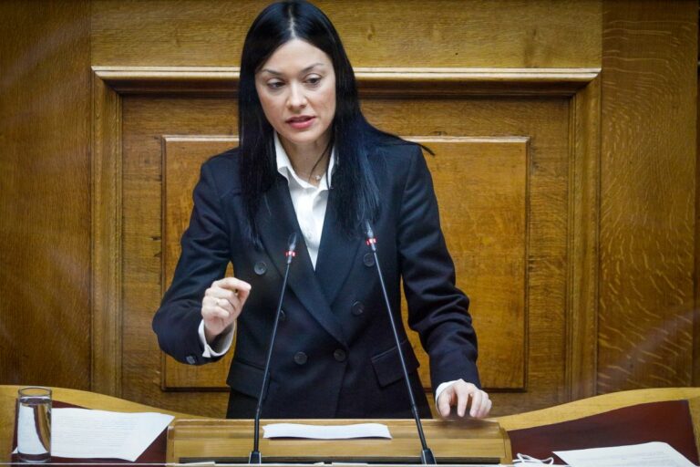 Γιαννακοπούλου στη Βουλή: «Η θέσπιση του ΑΣΕΠ αποτέλεσε μια ιστορική μεταρρύθμιση με τη σφραγίδα του ΠΑΣΟΚ»