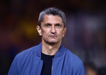 Τιμωρία απαγόρευσης εισόδου σε Λουτσέσκου για 23 μέρες!