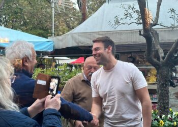 Ο Κασσελάκης συνεχίζει… αδιαμεσολάβητα – Όσα είπε με το Νίκο Πλακιά για τα Τέμπη