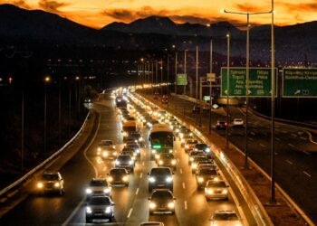 Μετ’ εμποδίων η επιστροφή των εκδρομέων του τριημέρου (video, photos)