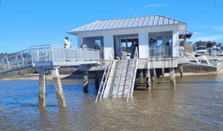 ΗΠΑ: Κατέρρευσε κομμάτι προβλήτας στην Τζόρτζια – Τουλάχιστον επτά νεκροί (photos)