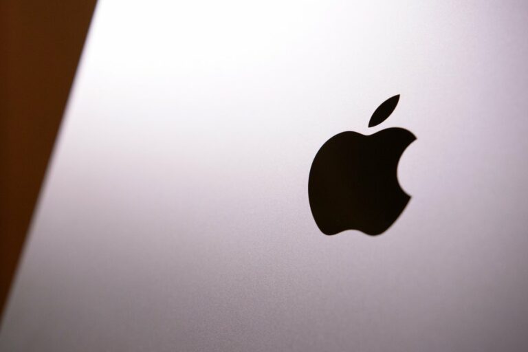 Apple: Πληρώνει μέχρι και 1 εκατομμύριο δολάρια για να την χακάρουν