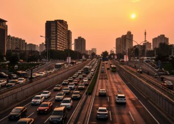 Τσουχτερά πρόστιμα στα ανασφάλιστα οχήματα και όσα δεν έχουν περάσει ΚΤΕΟ