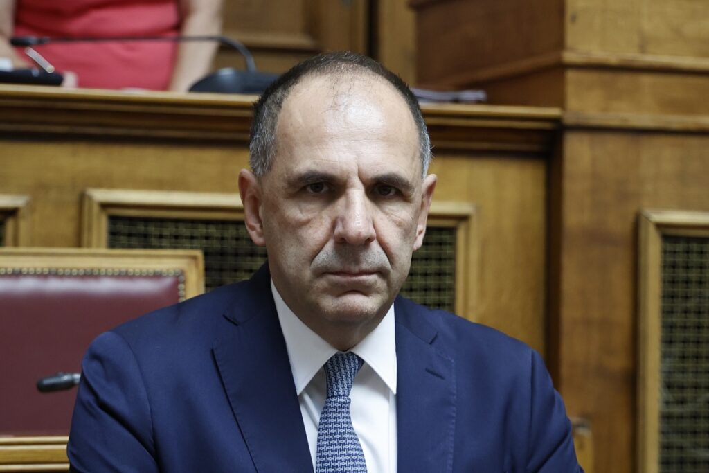 Στη Λιβύη ο Γεραπετρίτης: Οι ζυμώσεις, το παρασκήνιο και το… μικρό καλάθι