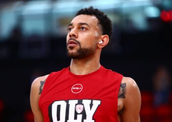 Χωρίς Ουίλιαμς-Γκος και Μιλουτίνοφ στην Κωνσταντινούπολη ο Ολυμπιακός