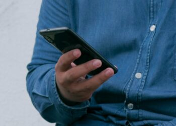 IRIS: Εξετάζεται διπλασιασμός του επιτρεπόμενου ορίου πληρωμών από τα 500 στα 1.000 ευρώ