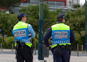 Πορτογαλία: Άγνωστοι πυροβόλησαν και σκότωσαν δύο άνδρες και μια γυναίκα στη Λισαβόνα