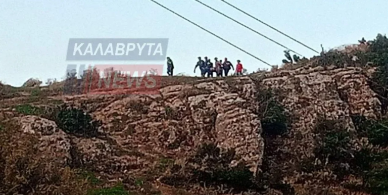 Καλάβρυτα: Νεκρός Άγγλος φωτογράφος στο φαράγγι του Βουραϊκού – Κατέρρευσε ενώ φωτογράφιζε άσκηση πολεμικών αεροσκαφών