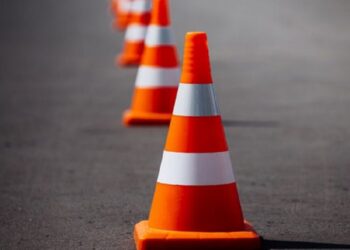 Αποκαταστάθηκε η κυκλοφορία στη Λ. Λαυρίου – Εικόνες από το σημείο που έγινε διαρροή υγραερίου