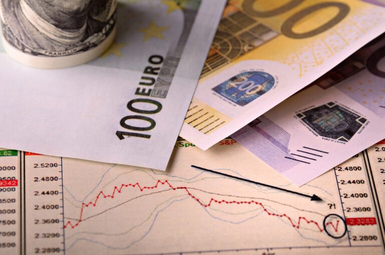 Τσουχτερά πρόστιμα έως 2.500 ευρώ για εκπρόθεσμες βεβαιώσεις αποδοχών