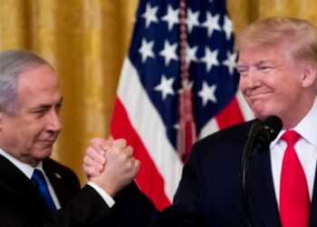 Ο Τραμπ καυχιέται πως συζητά σχεδόν καθημερινά με τον Νετανιάχου