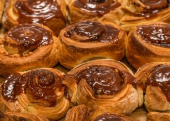 Εορτολόγιο: Ποιοι γιορτάζουν σήμερα 31 Οκτωβρίου