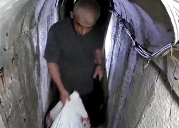 Βίντεο με τον Σινουάρ να καταφεύγει σε τούνελ πριν την επίθεση της 7ης Οκτωβρίου