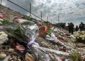 Τέμπη: Κορυφώνεται η σύγκρουση ανάμεσα στους συγγενείς των θυμάτων για τη συναυλία στο Καλλιμάρμαρο