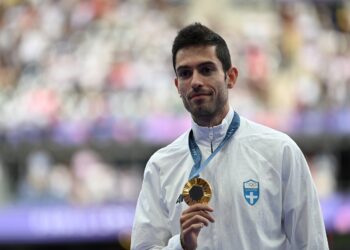 Πένθος για τον Μίλτο Τεντόγλου: Έφυγε από τη ζωή ο παππούς του