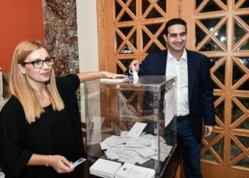 Ψήφισε ο Μιχάλης Κατρίνης: «Στόχος να κάνουμε το ΠΑΣΟΚ μεγάλο πλειοψηφικό και δύναμη αλλαγής»
