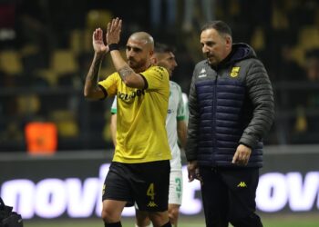 Άρης: Αγωνία για Φαμπιάνο και Βέλεθ