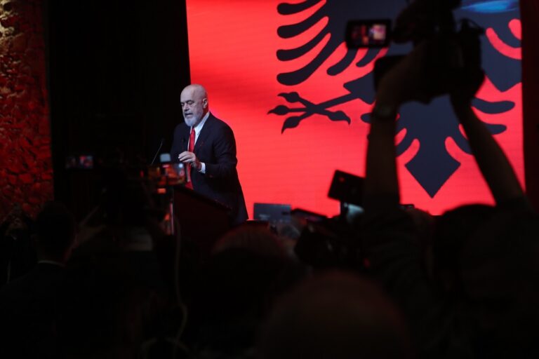 Διπλωματικές πηγές: «Η ιστορία δεν παραγράφεται» το μήνυμα σε Αλβανία – «Νεκρός όρος το “Βορειοηπειρώτες”», είπε ο Ράμα