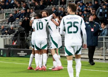 Έκλεψαν κατασχεμένα οχήματα από το ΑΤ Ομόνοιας