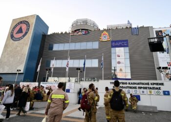 Στις 10:00 η συγκέντρωση των εποχικών πυροσβεστών στη Βουλή