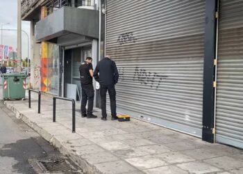 Θεσσαλονίκη: Σφραγίστηκε κλαμπ που σέρβιρε αλκοόλ σε ανήλικους – Τρεις έφηβοι κατέληξαν στο νοσοκομείο (Video)