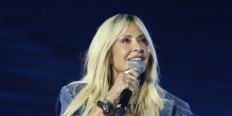 Άννα Βίσση: Το πιο ακραίο ψέμα που έχει γραφτεί είναι ότι έχω πεθάνει από AIDS και με έφερναν με κασκέτο (Video)