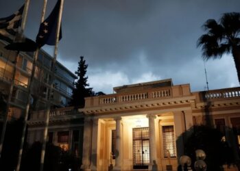 Μαξίμου - Ο ΟΠΕΚΕΠΕ έσπασε τη βιτρίνα: Πολιτική και ηθική φθορά για το Μαξίμου