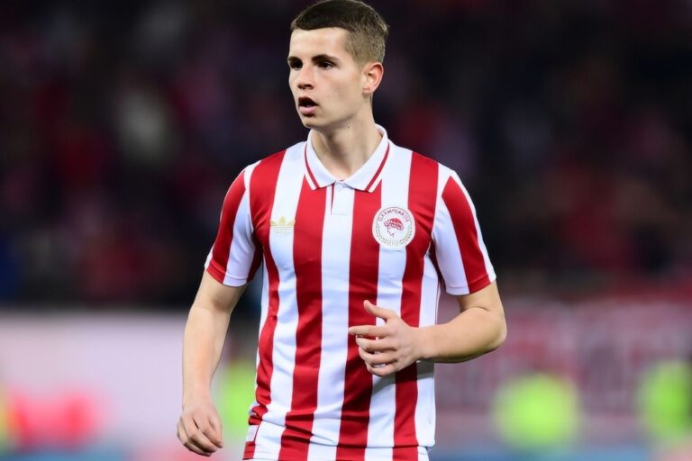 Ολυμπιακός: Στα ευρωπαϊκά ραντάρ ο Μουζακίτης, ποιοι είναι οι ανέγγιχτοι Έλληνες του ρόστερ