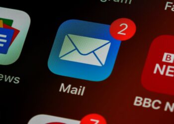 Πώς γεννήθηκε το email και πώς άλλαξε τον κόσμο