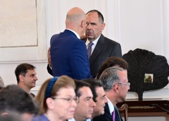 Γεραπετρίτης Δένδιας