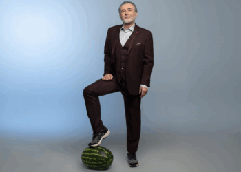 Έρχεται το τελευταίο «Αλ Τσαντίρι Νιουζ» με τον Λάκη Λαζόπουλο