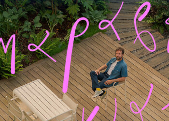 Ο Κωστής Μαραβέγιας στον Κήπο του Μεγάρου Μουσικής για δύο μοναδικές συναυλίες