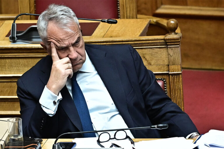 Γρίφος η στάση του Μάκη Βορίδη: Θα κουνήσει το μαντήλι;