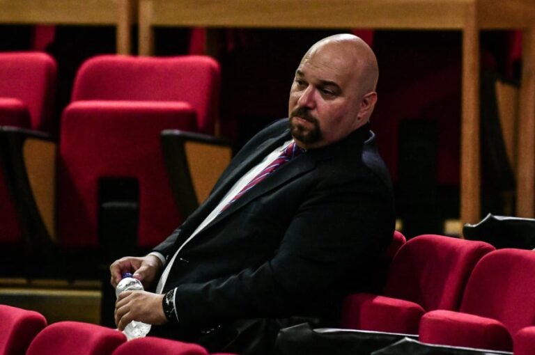 Χρυσή Αυγή: Αποφυλακίζονται Παναγιώταρος και Παππάς