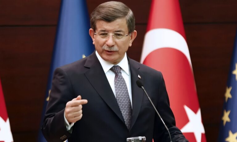 Νταβούτογλου: Χρειάζεται ριζοσπαστική προσέγγιση στις σχέσεις Ελλάδας – Τουρκίας
