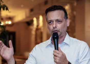 Ο Χάρης Δούκας