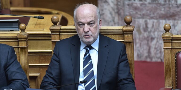 Η κυβέρνηση έχει απέναντι της και την Δικαιοσύνη