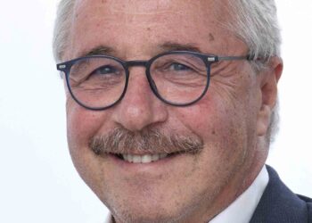 Μανιάτης: Καταψήφισαν οι σοσιαλιστές τον ευρω-προϋπολογισμό –  Η φον ντερ Λάιεν οδηγεί την Ευρώπη στο περιθώριο