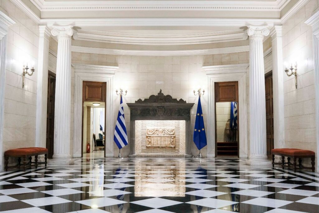 Ένα «Big fat Greek» σκάνδαλο όλο δικό τους