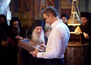 Η διπλωματία του Αγίου Όρους και τα μηνύματα Μητσοτάκη